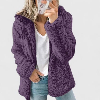 Hylenyahh | Comfortable Jacket by Selouva