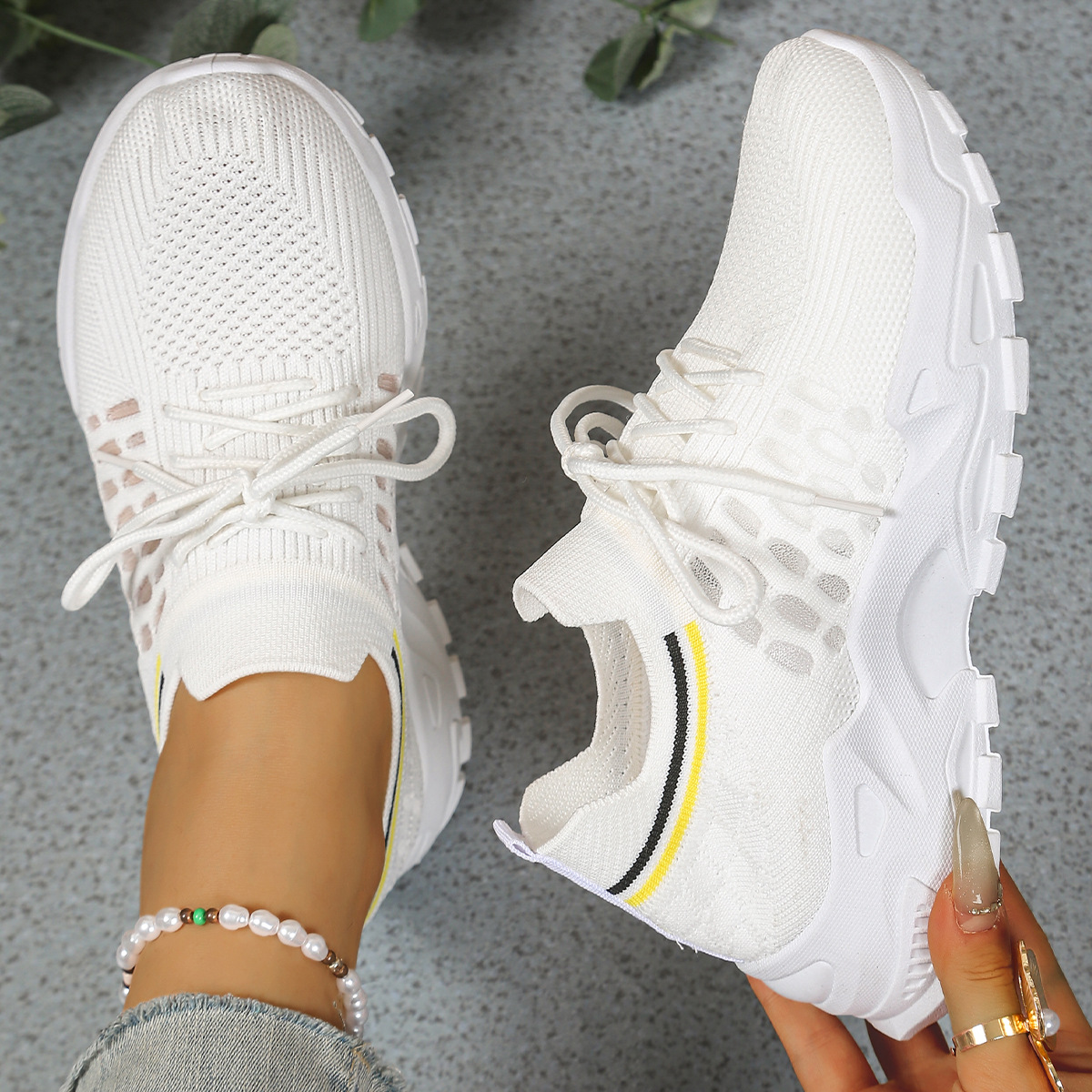 Maica Orthopedic Sneakers With Wide Toe Box For Comfort And Support by Selouva