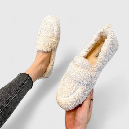 Karelyanne Cozy Fleece Lined Loafers for Women Warm Indoor Slippers by Selouva