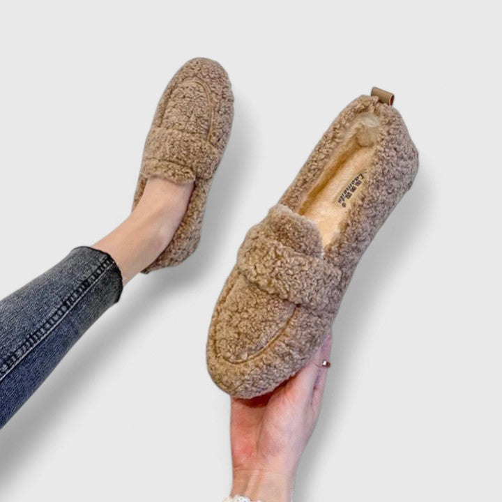 Karelyanne Cozy Fleece Lined Loafers for Women Warm Indoor Slippers by Selouva