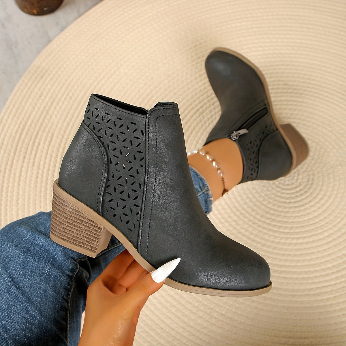 Talen Orthopedic Boots For Comfort And Breathable Design by Selouva