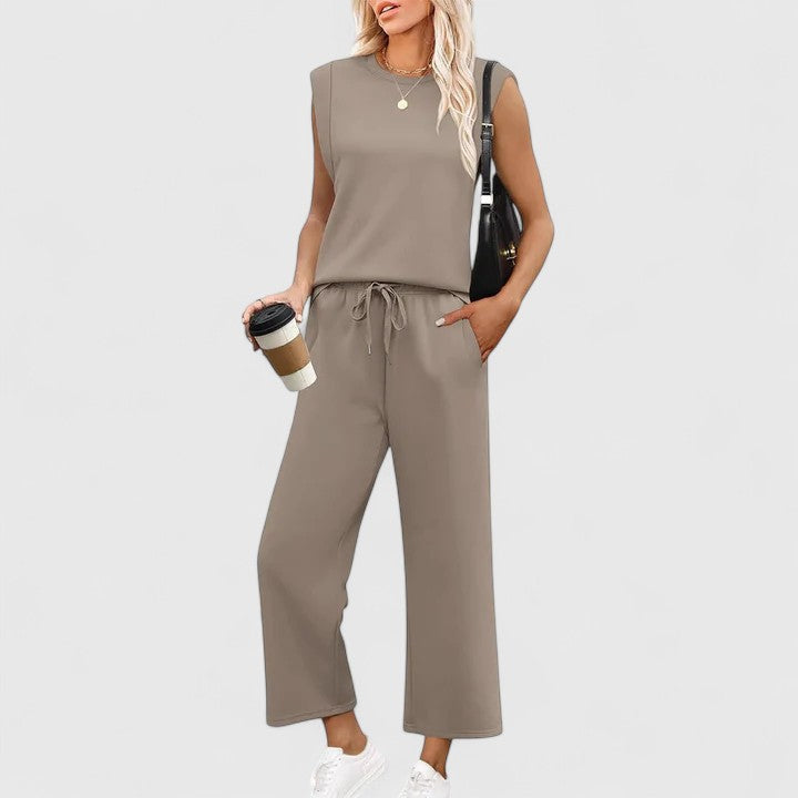 Women's Two-Piece Set Round Neckline by Selouva